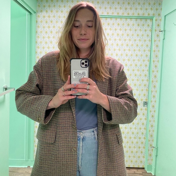 Meet your Posher, Hayden - Picture 1 of 1